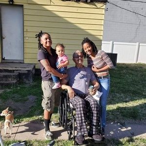 Meet your Posher, Kena